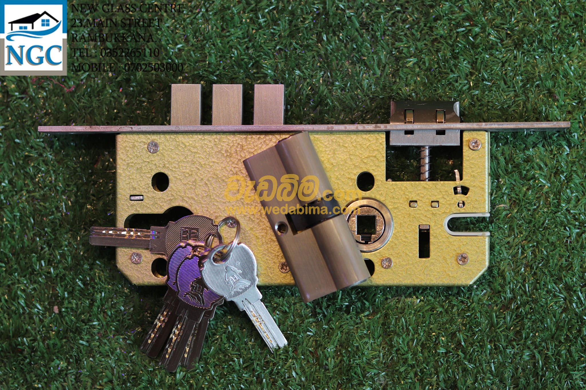 Cover image for SS LOCK BODY WITH BRASS CYLINDER