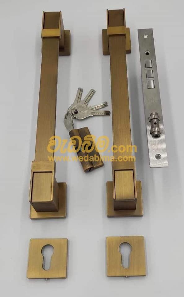 Cover image for Double Door Pull Handle