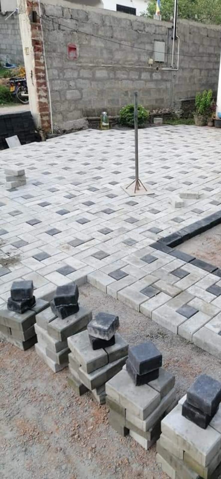 Other image 202508/interlock-and-paving-services-in-sri-lanka-wedabima-591d164fbd.jpeg