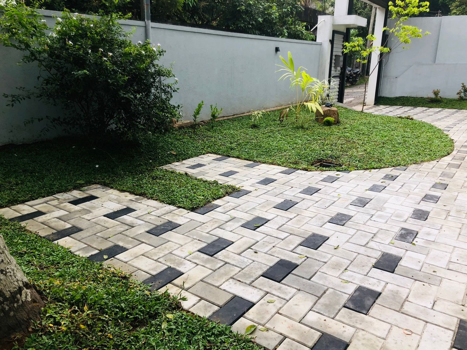 Other image 202509/fair-face-and-landscaping-kottawa-colombo-wedabima-d3a14dd0ce.jpeg