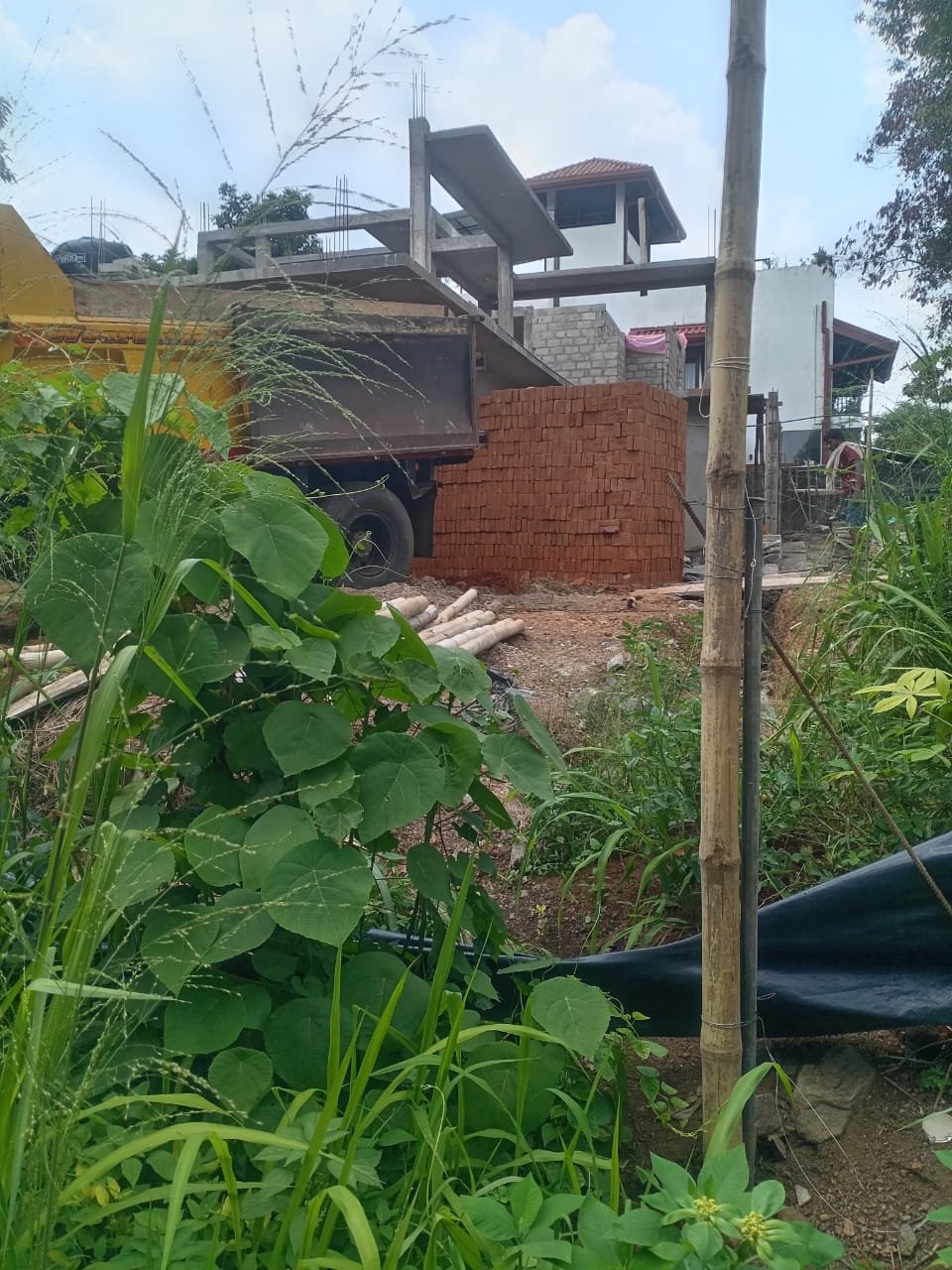 Other image 202510/bricks-suppliers-in-wellawaya-wedabima-d5ad4b8594.jpeg