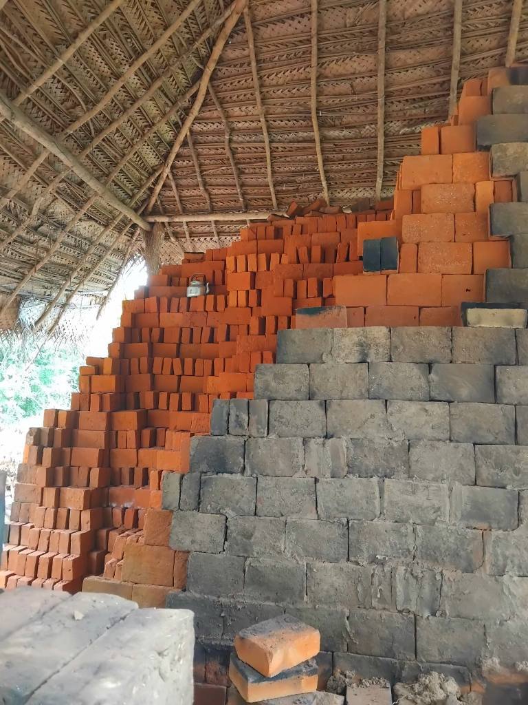Other image 202510/clay-brick-prices-in-ampara-wedabima-654f66355c.jpg