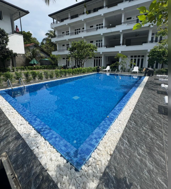 Other image 202511/best-swimming-pool-contractors-in-kotte-wedabima-7111f8a026.png
