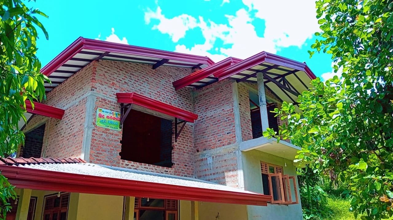 Other image 202601/rain-gutters-price-in-galigamuwa-wedabima-9cd78eeb9f.jpeg