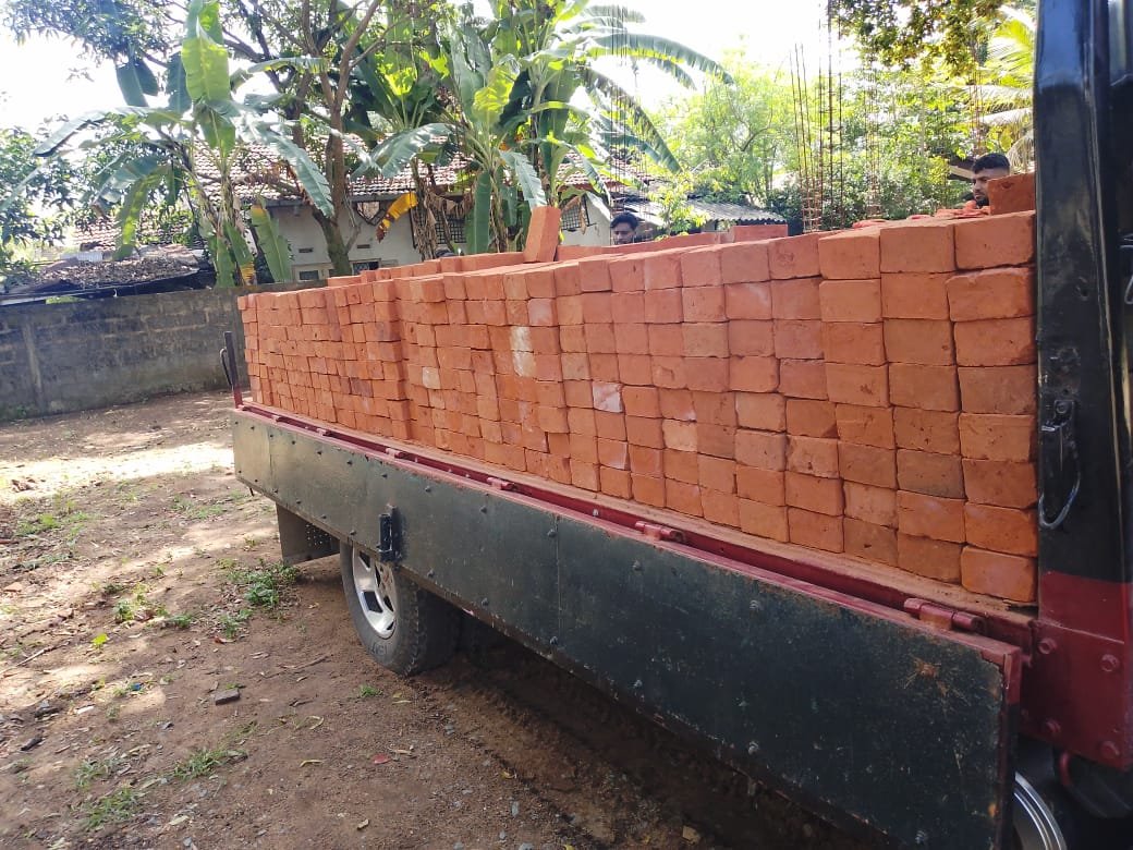 Other image 202601/small-bricks-price-in-puttalam-wedabima-0d2eddd6fc.jpeg
