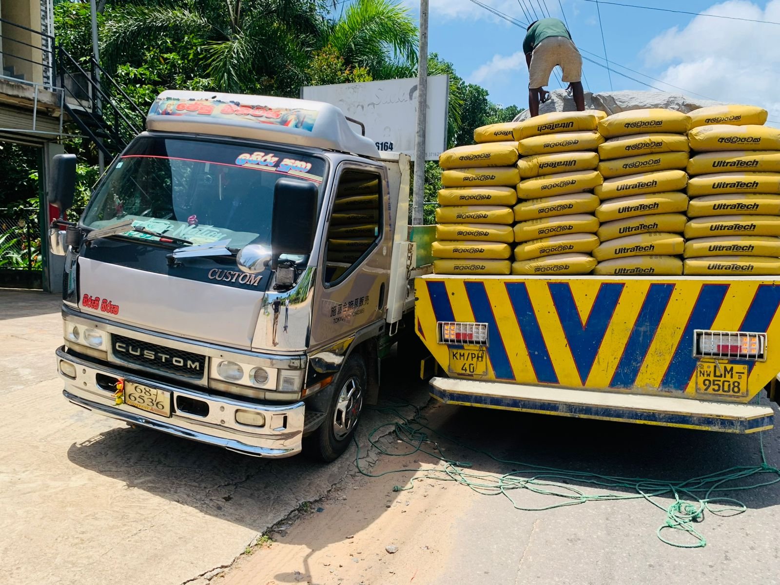 Other image 202602/cement-transport-service-in-colombo-wedabima-3c9089e7ef.jpeg