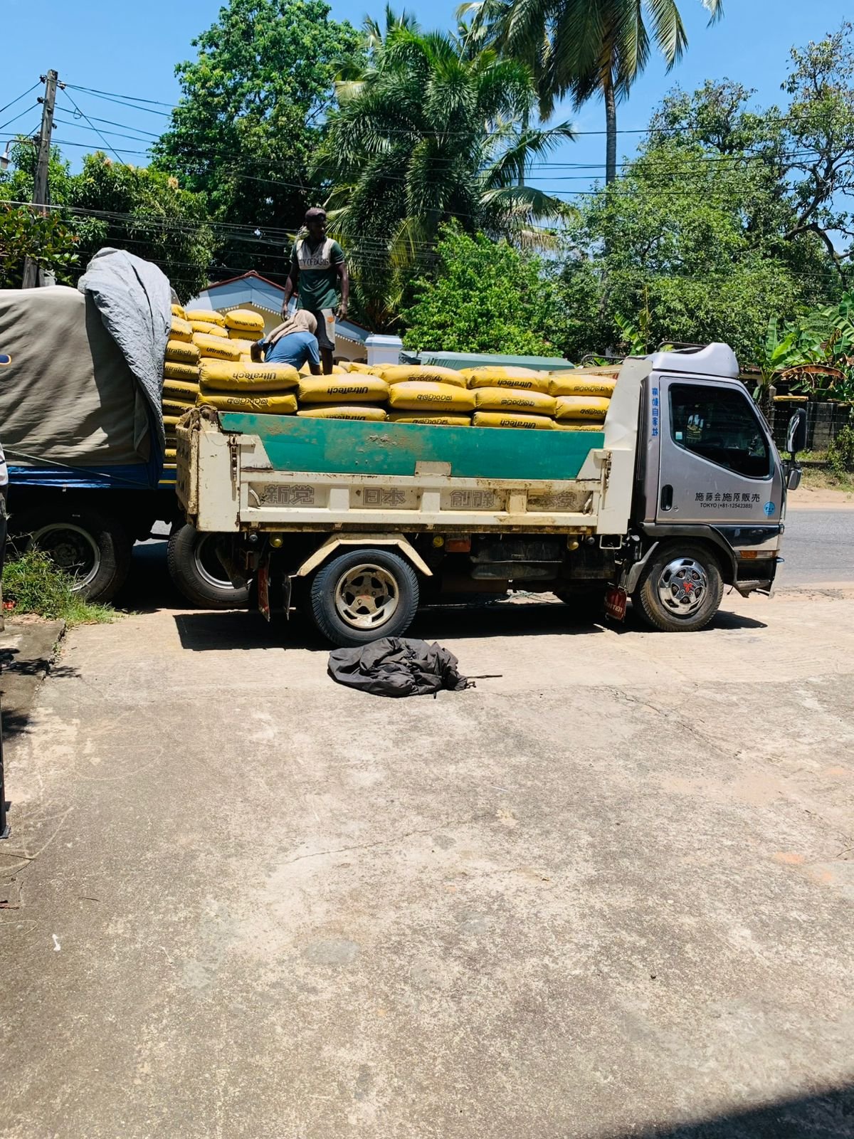 Other image 202602/cement-transport-service-in-colombo-wedabima-c28ba4f537.jpeg