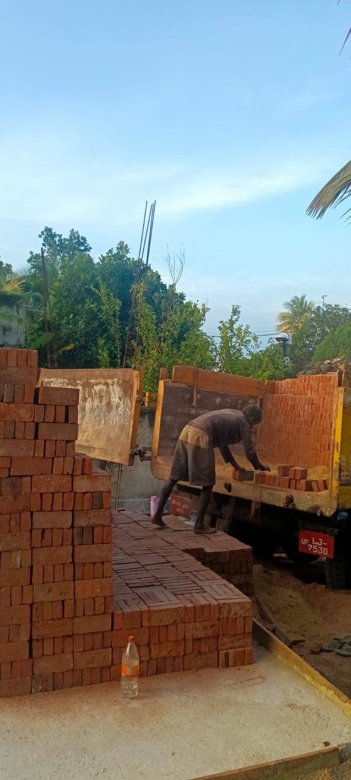 Other image 202602/engineering-bricks-price-in-wellawaya-wedabima-827c9a1550.jpg