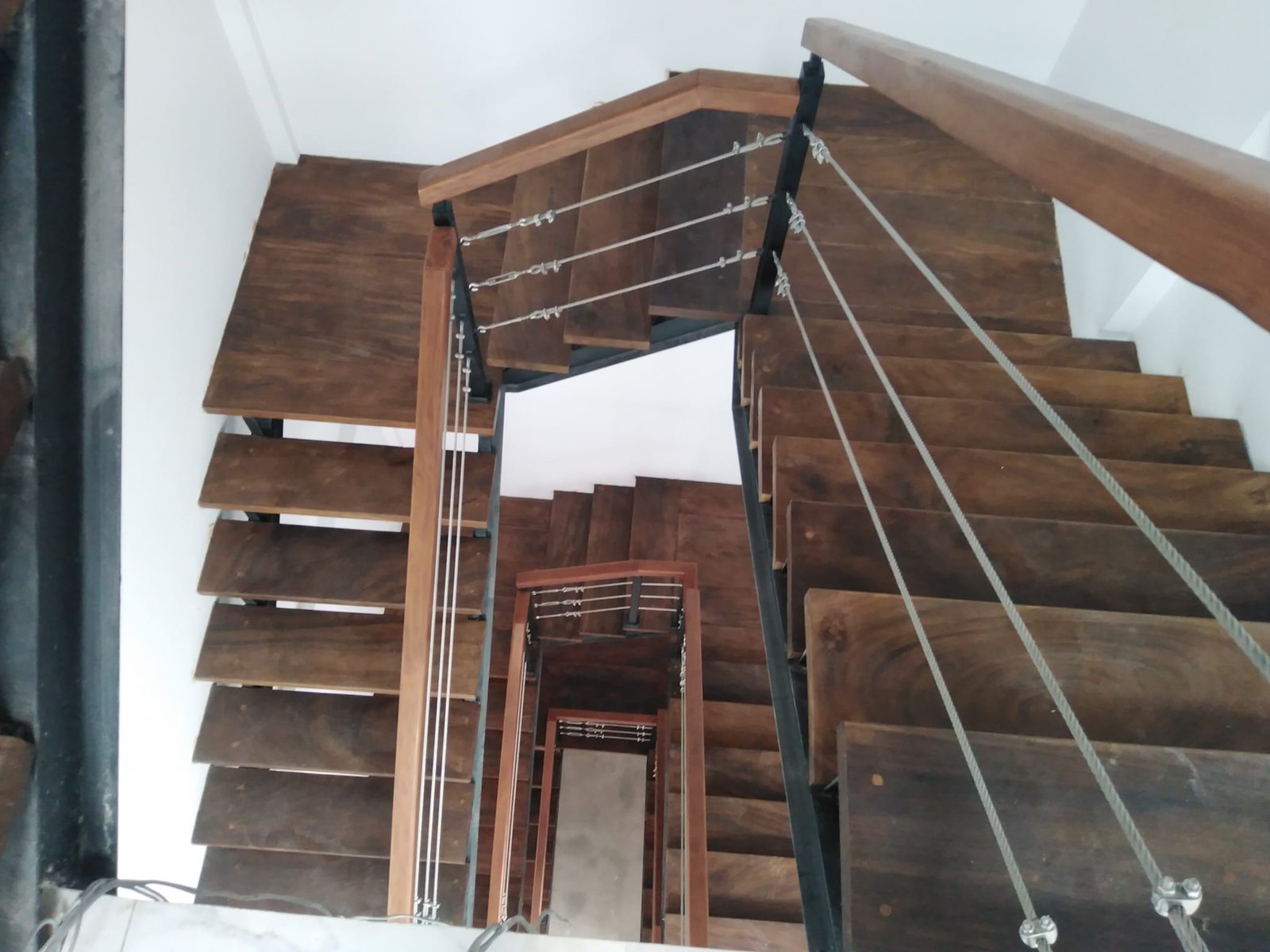 Other image 202602/wooden-hand-railings-price-in-colombo-wedabima-c39f3046e5.jpg